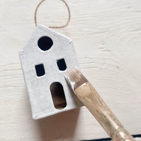 Idea_how-to-make-a-foraged-christmas-wreath_step1.jpg?sw=554&q=85