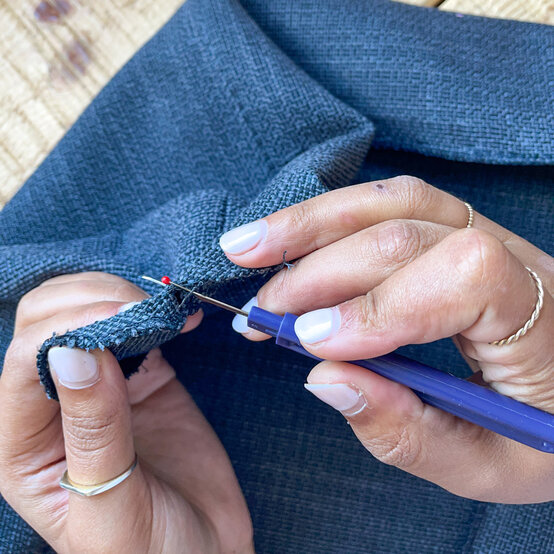 joules-footstool---step-2.jpg?sw=554&q=85