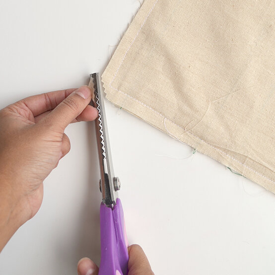 eid-countdown-calendar_11c.jpg?sw=554&q=85