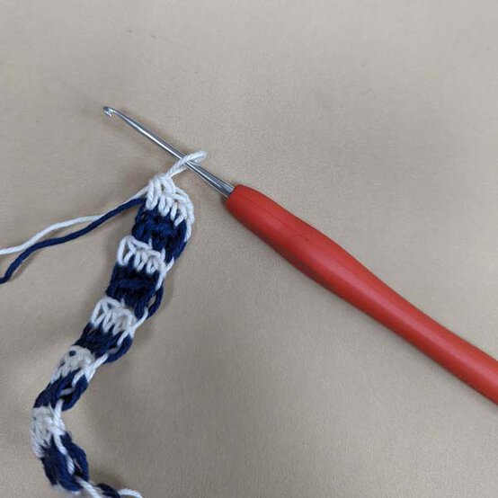 ideas%5Fstash%2Dbusting%2Dchristmas%2Dtable%2Ddecor%5Fdrink%2Dmarkers%5Fc.jpg?sw=554&q=85