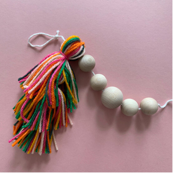 Ideas_How-to-make-a-tiered-tassel-garland_step_13_C.jpeg?sw=554&q=85