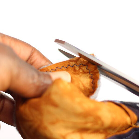 idea%5Fhow%2Dto%2Dsew%2Da%2Dpatchwork%2Dblanket%5Fstep%2D13.jpg?sw=554&q=85