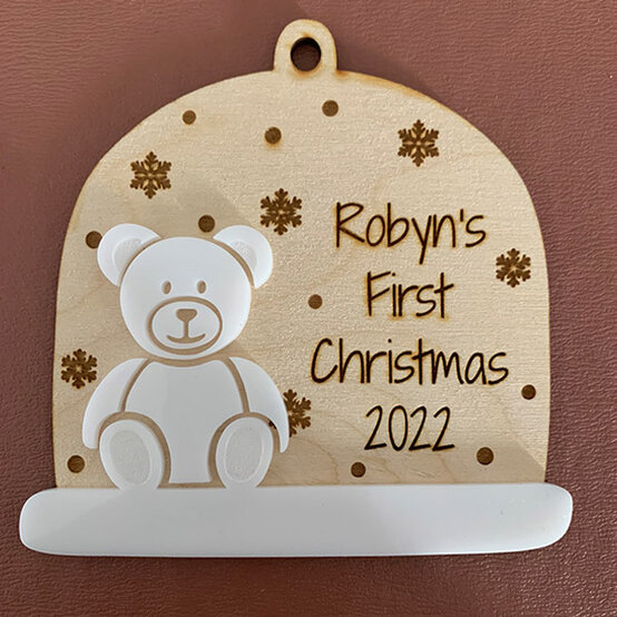 idea_Glowforge-First-Christmas-Snowglobe_Step12a.jpg?sw=554&q=85