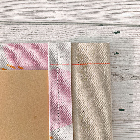 personalised-home-office-decor_notebook-cover_step4.jpg?sw=554&q=85