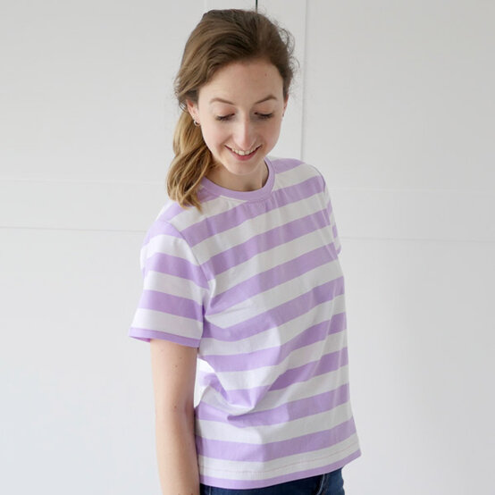 600x600_GSI_Dressmaking_TShirt.jpg?sw=554&q=85