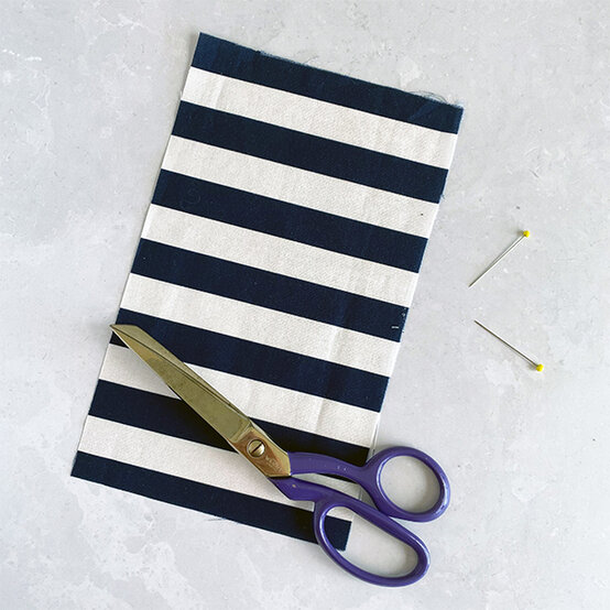 joules-draught-excluder-5.jpg?sw=554&q=85