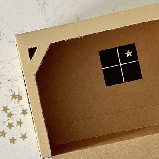 Idea_how-to-make-a-craft-roll-nativity-scene_step3.jpg?sw=554&q=85