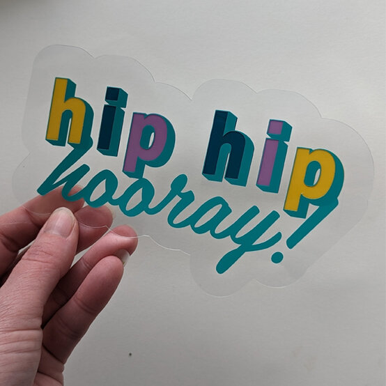 idea_cricut-how-to-make-a-shaker-cake-topper_step5b.jpg?sw=554&q=85