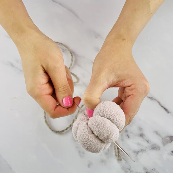 Sock-Pumpkin-11.jpg?sw=554&q=85