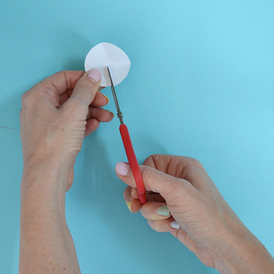 jungle-themed-party-cake-toppers-4.jpg?sw=554&q=85