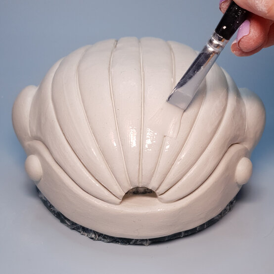 Idea_how-to-make-a-yarn-bowl-with-air-drying-clay_step8d.jpg?sw=554&q=85