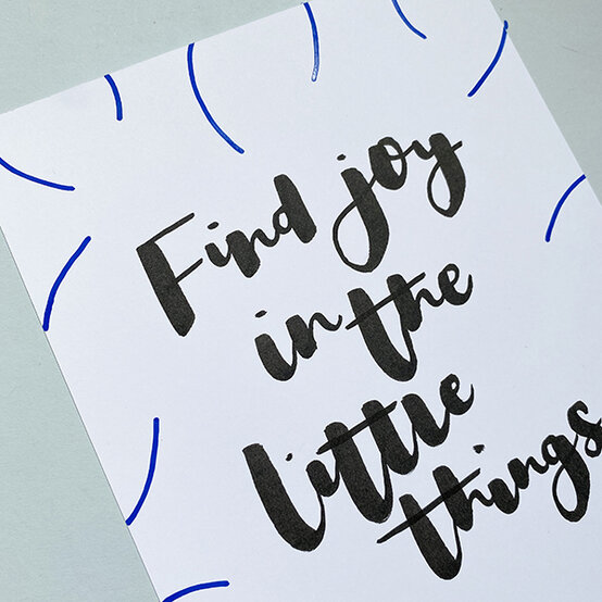 motivational-print-becki-clark-posca-step-1.jpg?sw=554&q=85