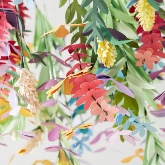 chandelier-square.jpg?sw=554&q=85