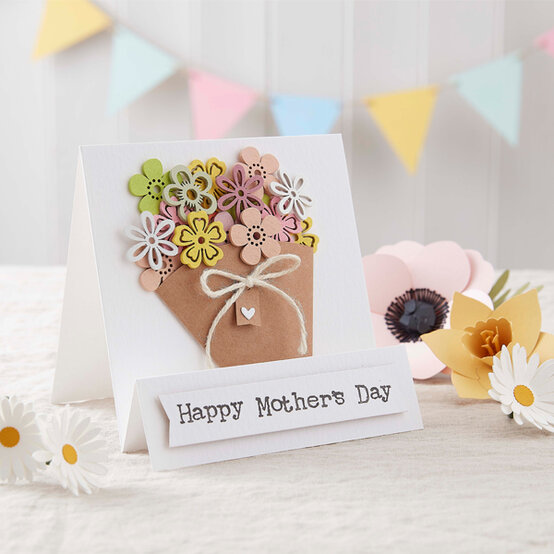 idea_mothers-day-card_easel.jpg?sw=554&q=85