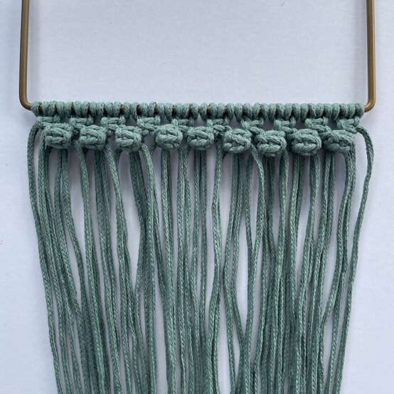 Idea_How-to-Make-a-Trio-of-Macrame-Wreaths_STEP%203-Square.jpg?sw=554&q=85