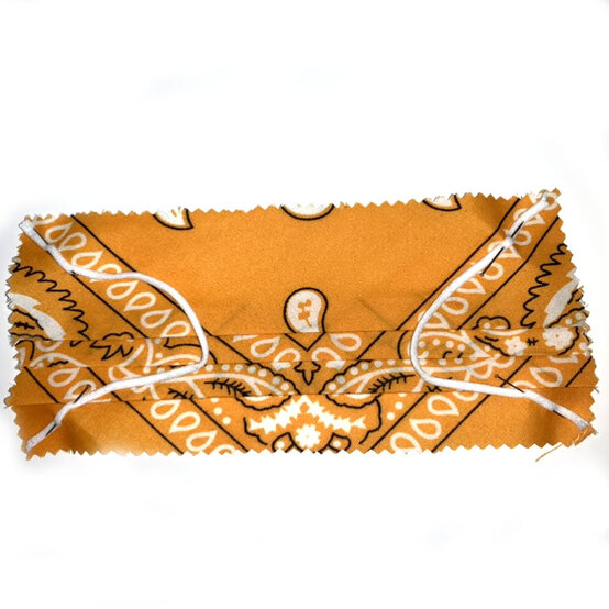 1-how-to-make-a-bandana-face-covering-4.jpg?sw=554&q=85