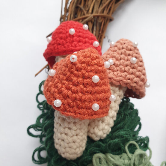 idea_hidden-garden-wreath_step1a.jpg?sw=554&q=85