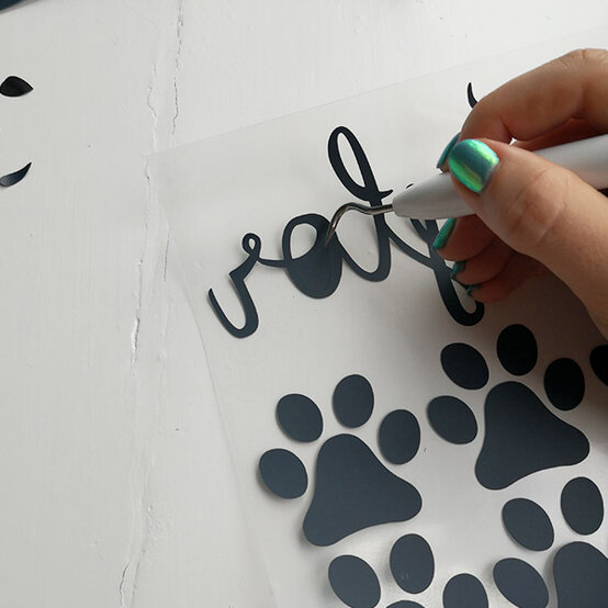 cricut-christmas-stocking-step-21-2.jpg?sw=554&q=85