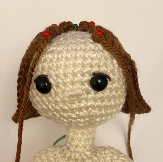 Idea_how-to-make-amigurumi-dolls_maddison10a.jpg?sw=554&q=85