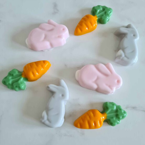 Idea_how-to-make-a-layered-easter-cake_step6d.jpg?sw=554&q=85