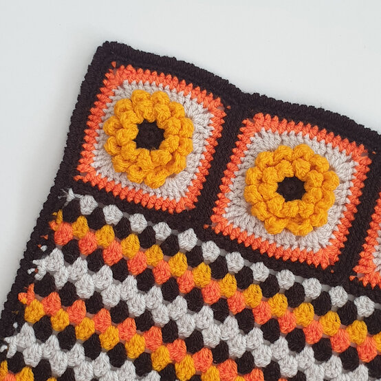 How-to-crochet-an-autumn-granny-square-scarf_border.jpg?sw=554&q=85