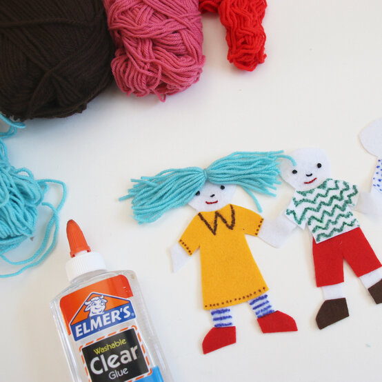 paper_dolls_glue_step_7.jpg?sw=554&q=85