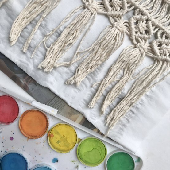 macrame_vase_cover_13.jpg?sw=554&q=85