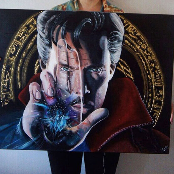 artisan-ellie-bailey-dr-strange-painting.jpg?sw=554&q=85