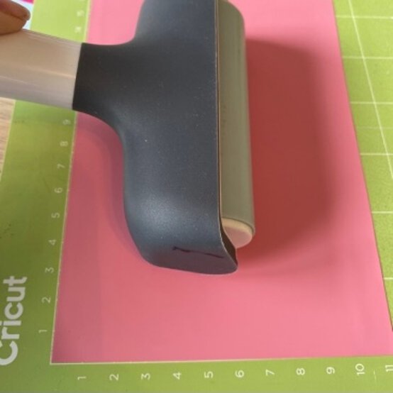 Alternative%20Christmas%20Crackers_Step7.jpeg?sw=554&q=85