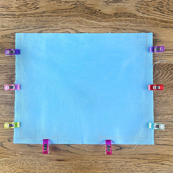 how-to-sew-a-fat-quarter-tote-bag-6.jpg?sw=554&q=85