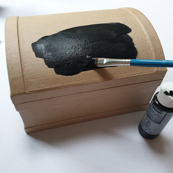 idea_kids-pirate-accessories-chest_step1a.jpg?sw=554&q=85