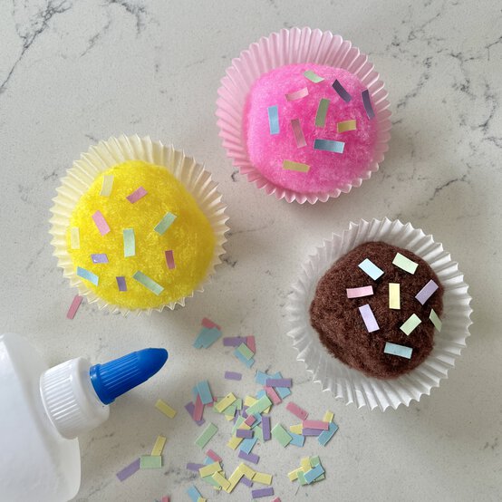 ideas%5Fafternoon%2Dtea%2Dplay%2Dset%5Fcupcakes%5F2.JPEG?sw=554&q=85