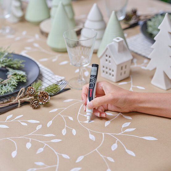 idea_botanical-round-up_tablewrap.jpg?sw=554&q=85