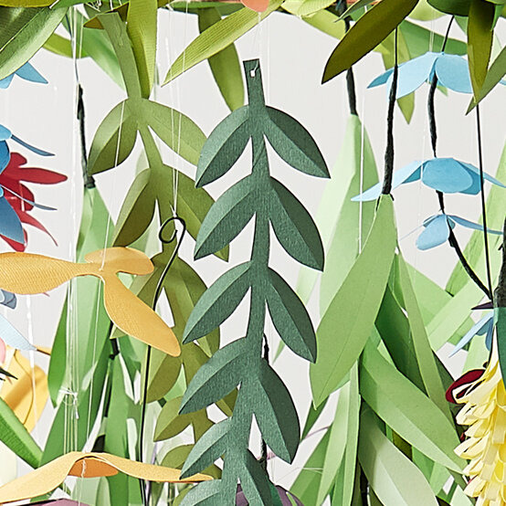 foliage.jpg?sw=554&q=85