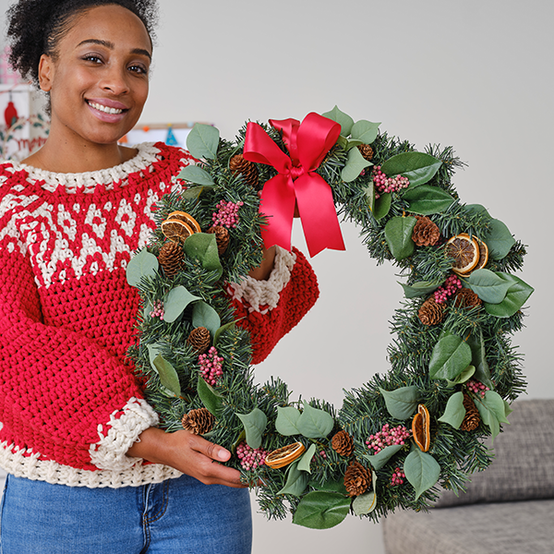 idea%5Ftraditional%2Dartificial%2Dchristmas%2Dwreath%5Fstep.png?sw=554&q=85