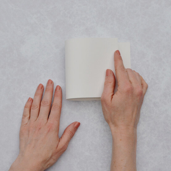 concertina-cards8.jpg?sw=554&q=85