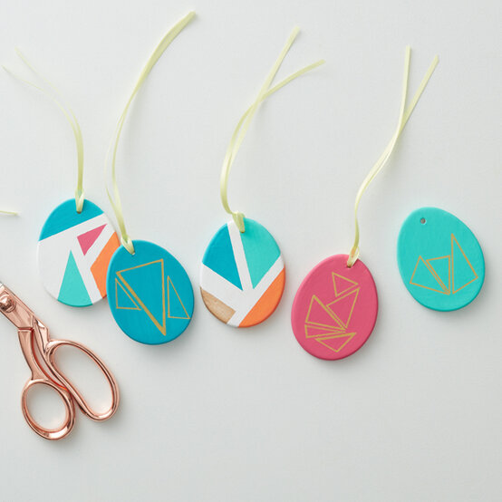 geo-hanging-eggs-square.jpg?sw=554&q=85