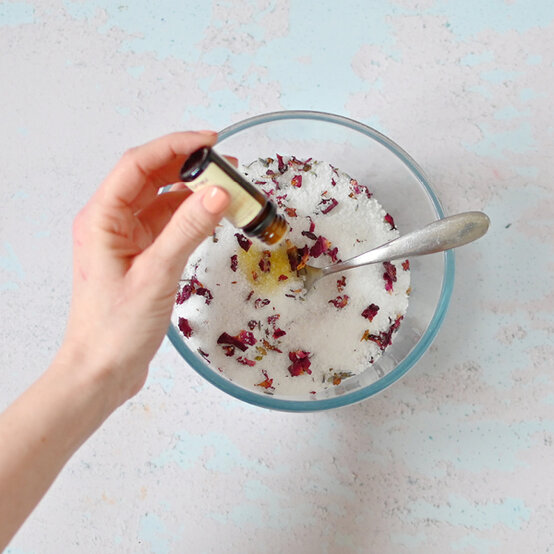 5_craft_ideas_for_sustainable_living_ideas25.jpg?sw=554&q=85