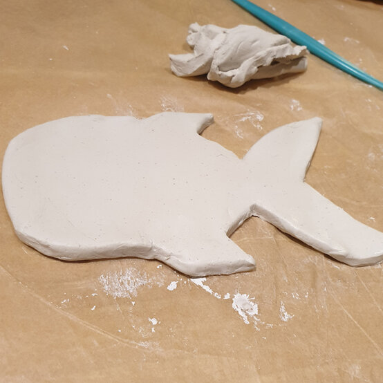 idea_messy-crafts-for-kids_step2b.jpg?sw=554&q=85