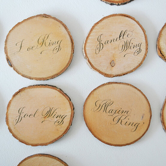 joyce-lee-modern-calligraphy-namecard-9.jpg?sw=554&q=85