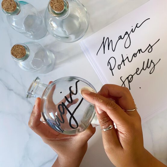 sophisticated-halloween-2020_step-15.jpg?sw=554&q=85