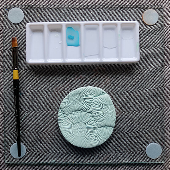 air-dry-coasters-step9.jpg?sw=554&q=85