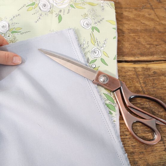 cutlery-roll_step1_2.jpg?sw=554&q=85