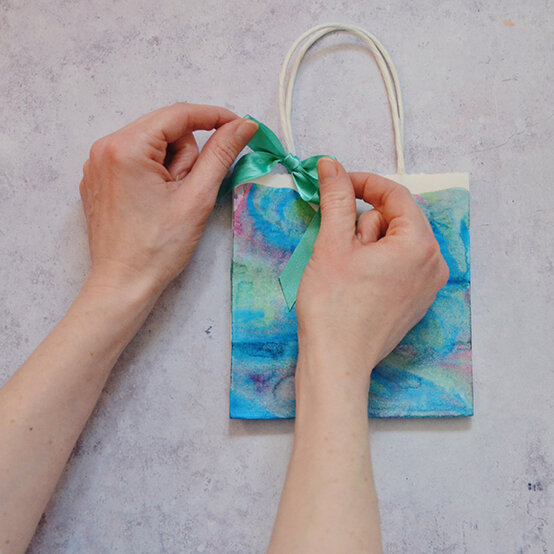 how_to_make_mermaid_party_bags_occasions_party_step5.jpg?sw=554&q=85