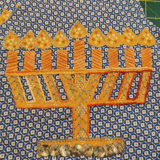 hanukkah_runner_step4_2.jpg?sw=554&q=85