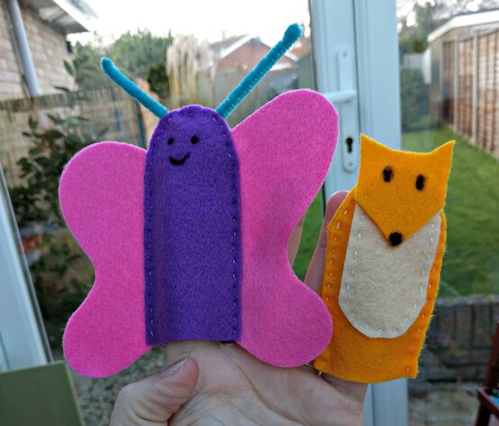 fox-and-butterfly.jpg?sw=554&q=85