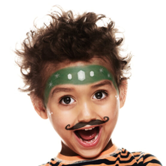 snazaroo-world-book-day-wizard-of-oz-step3.jpg?sw=554&q=85