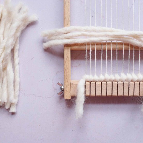 Idea_how-to-make-a-woven-christmas-banner_step10.jpg?sw=554&q=85