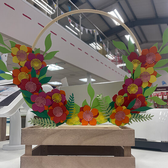 artisan-jackie-rosano-spring-floral-hoop.jpg?sw=554&q=85