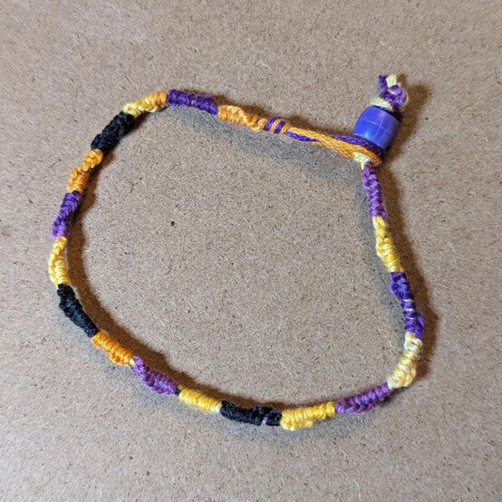 ideas%5Fhow%2Dto%2Dmake%2Dfriendship%2Dbracelets%5Fbraided%2Dbracelet%2D4.jpg?sw=554&q=85